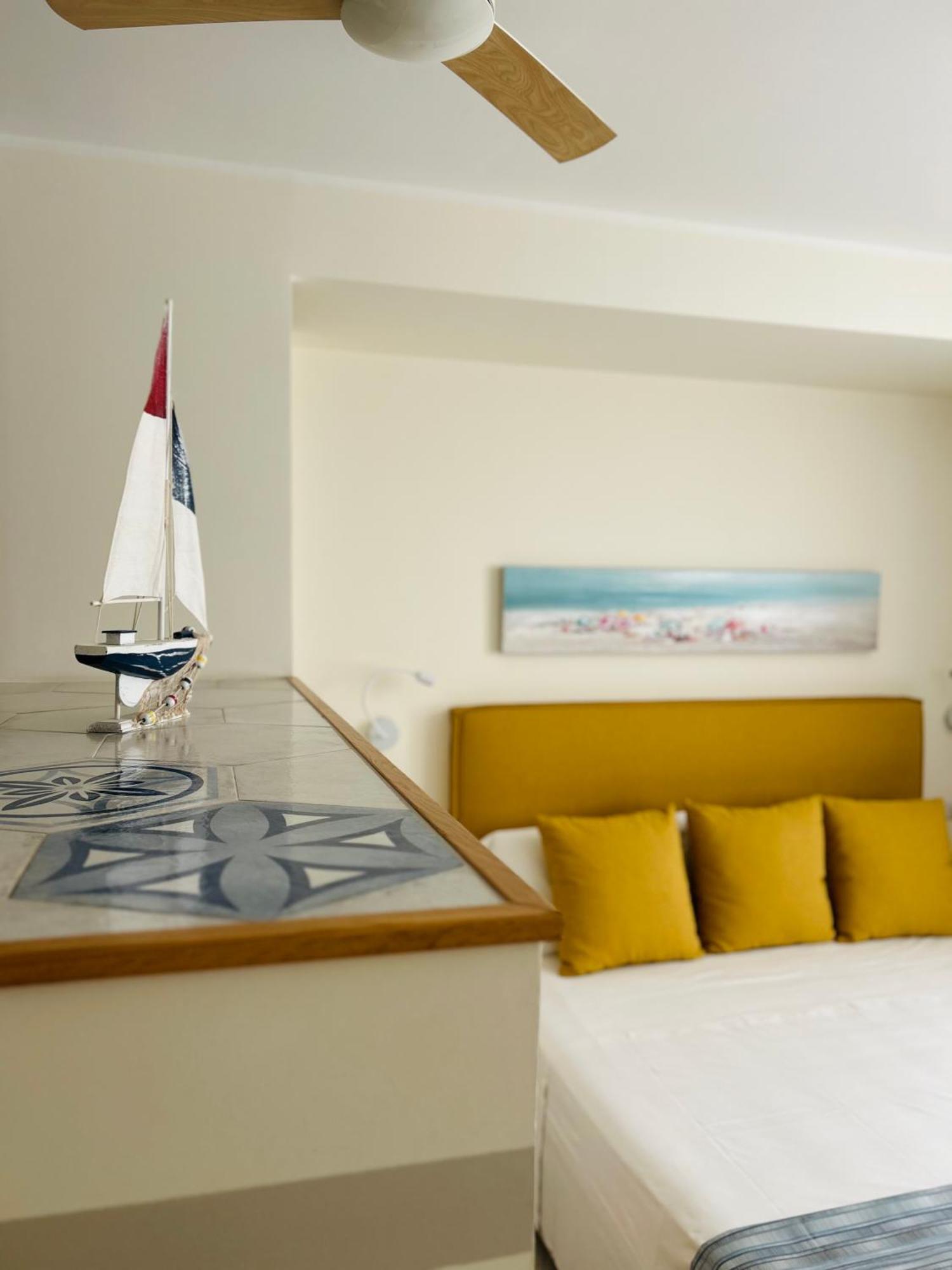 B&B Casa Di Emma Porto Cesareo Buitenkant foto